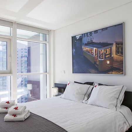 Rent4Rest Lisbon Parque Das Nacoes 17Th Floor River View Bagian luar foto